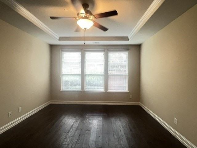 4709 Bayview Dr - Photo 4 of 8