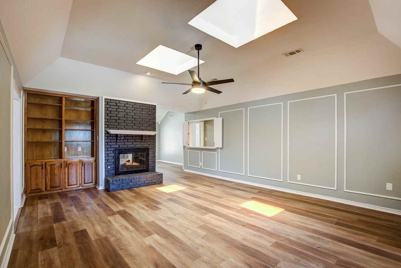 3914 Meadow Dr - Photo 6 of 40