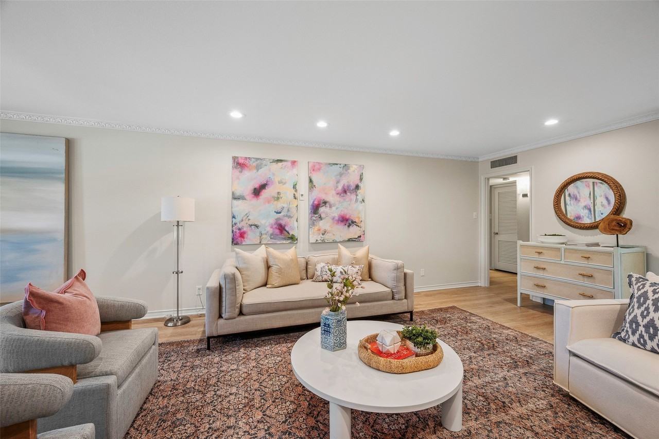 6226 Bandera Ave #C - Photo 7 of 25