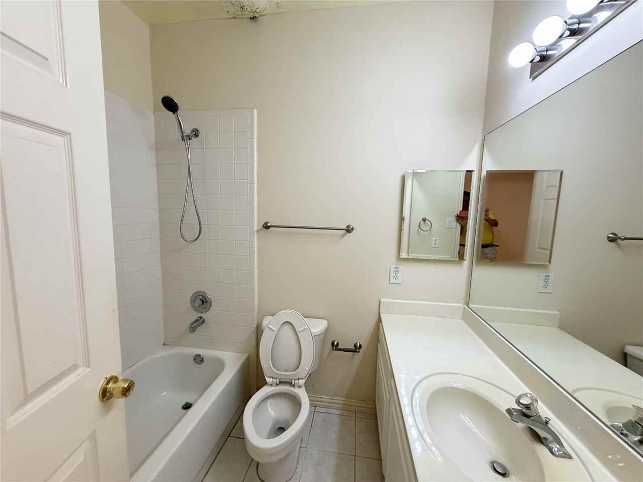 312 Calstone Dr - Photo 5 of 15