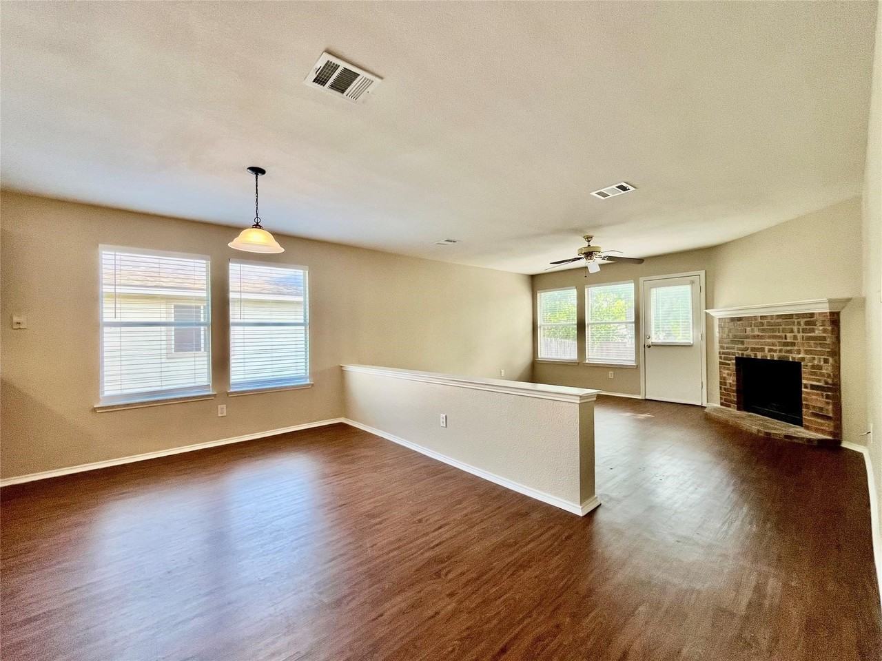 2200 Lookout Ln - Photo 3 of 18