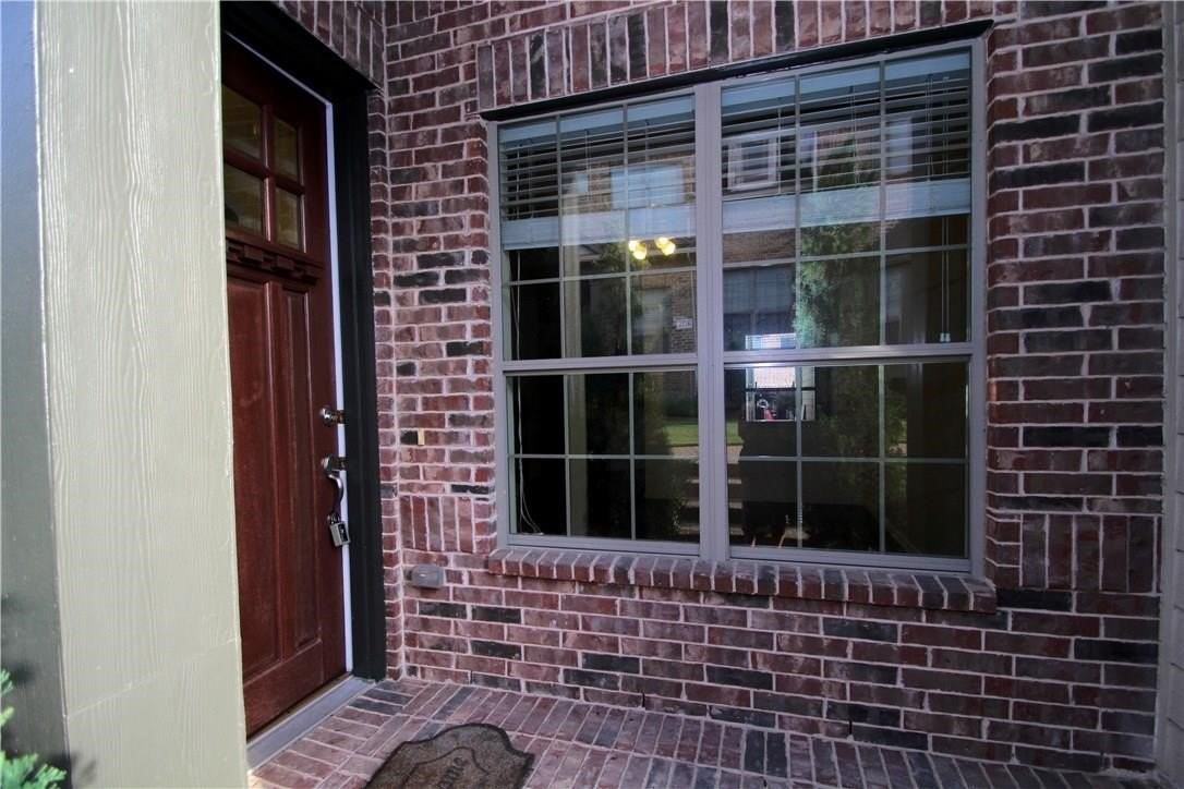 4233 Swan Forest Dr #E - Photo 3 of 22