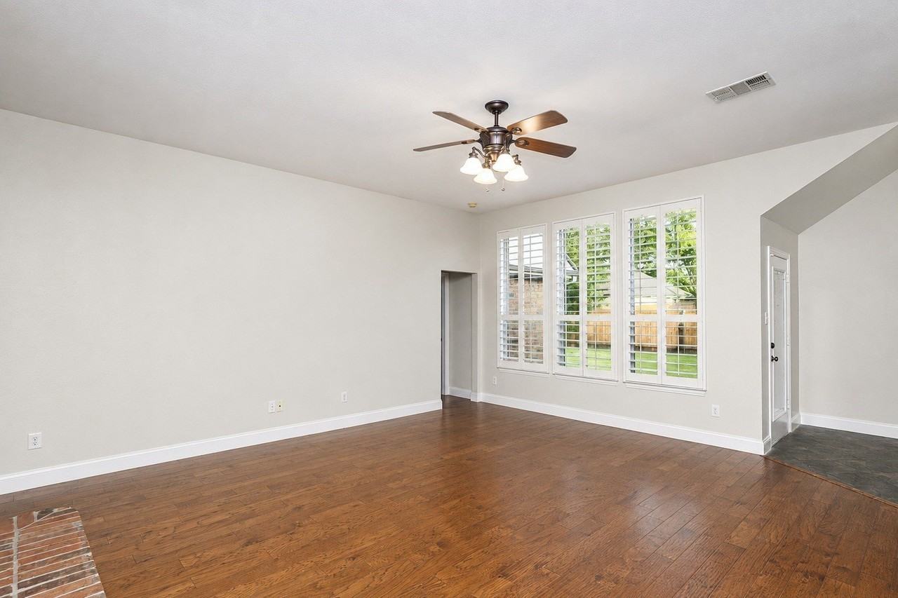 1816 Caddo Lake Dr - Photo 6 of 19