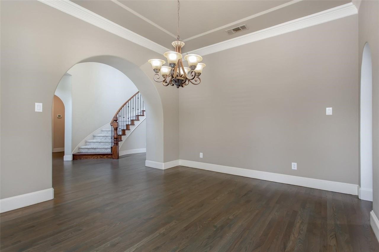 921 Pine Burst Dr - Photo 7 of 38