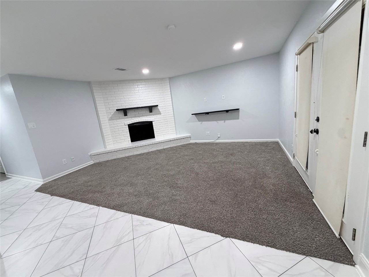 6026 Highcrest Dr - Photo 2 of 14