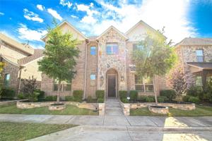 featured image of 12709 Royal Oaks Ln