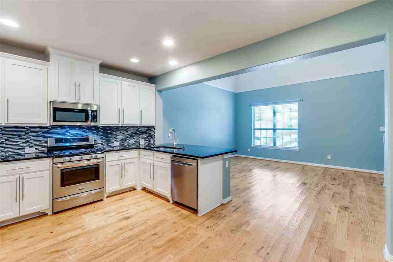 531 Matthew Pl - Photo 7 of 12