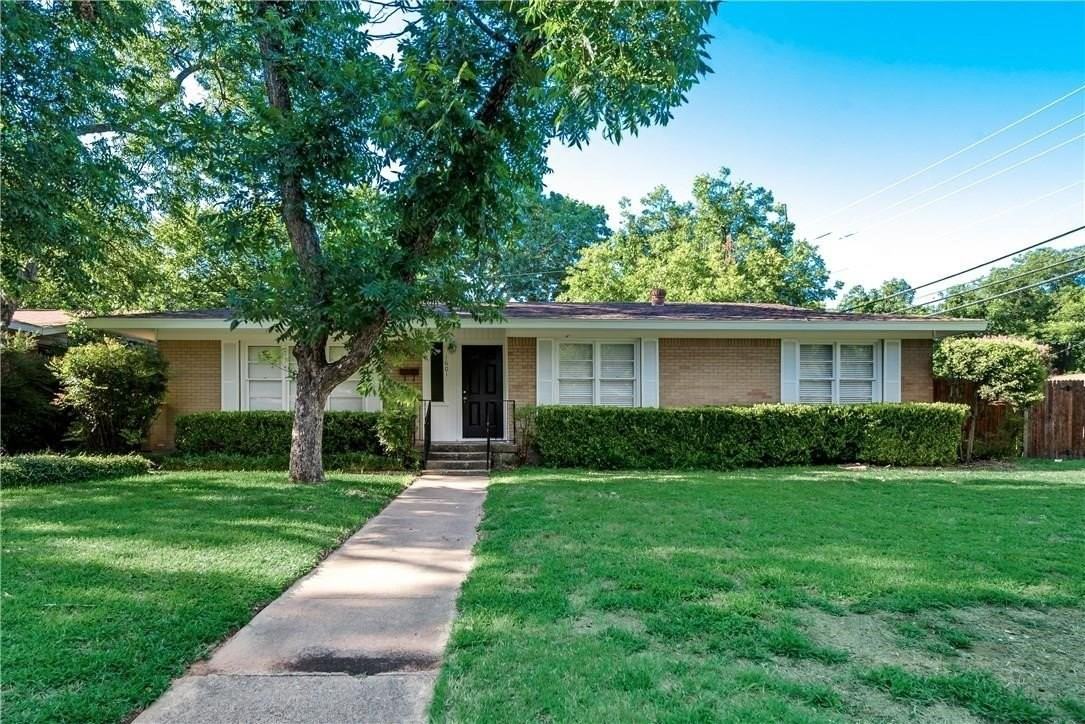 1601 Larkspur Dr - Photo 2 of 29