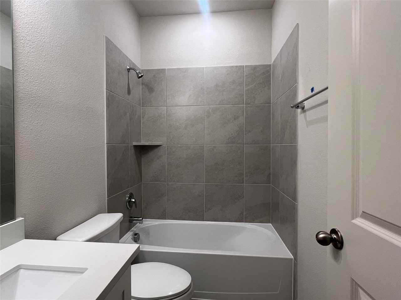 16108 Hidden Cove Dr - Photo 7 of 40