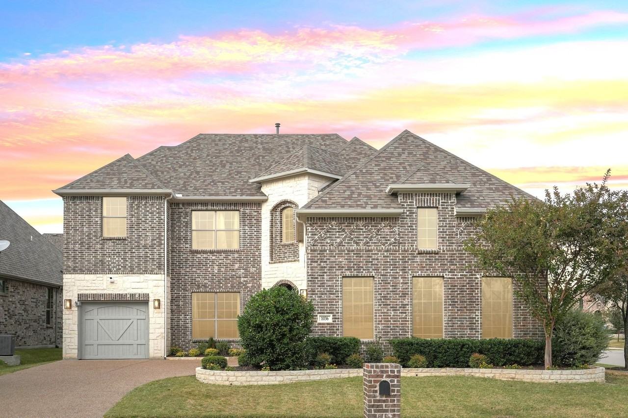 1036 Windy Hill Ln