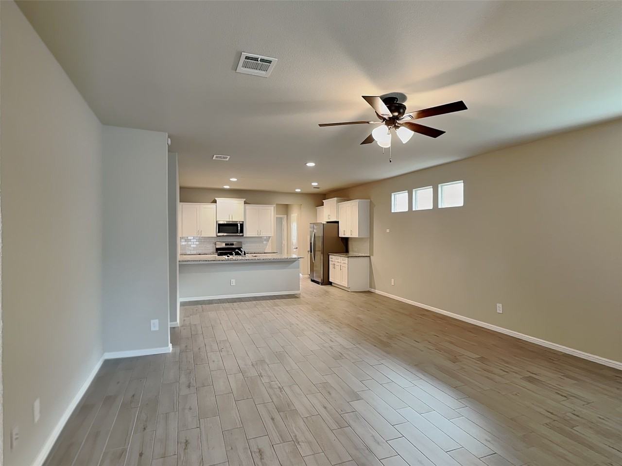 6721 Lake Overlook Dr - Photo 4 of 15