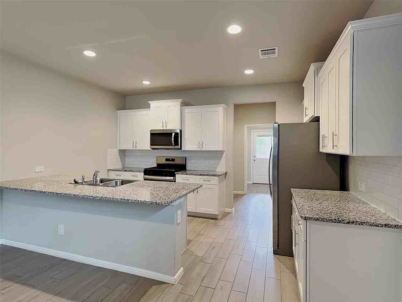 6721 Lake Overlook Dr - Photo 5 of 15