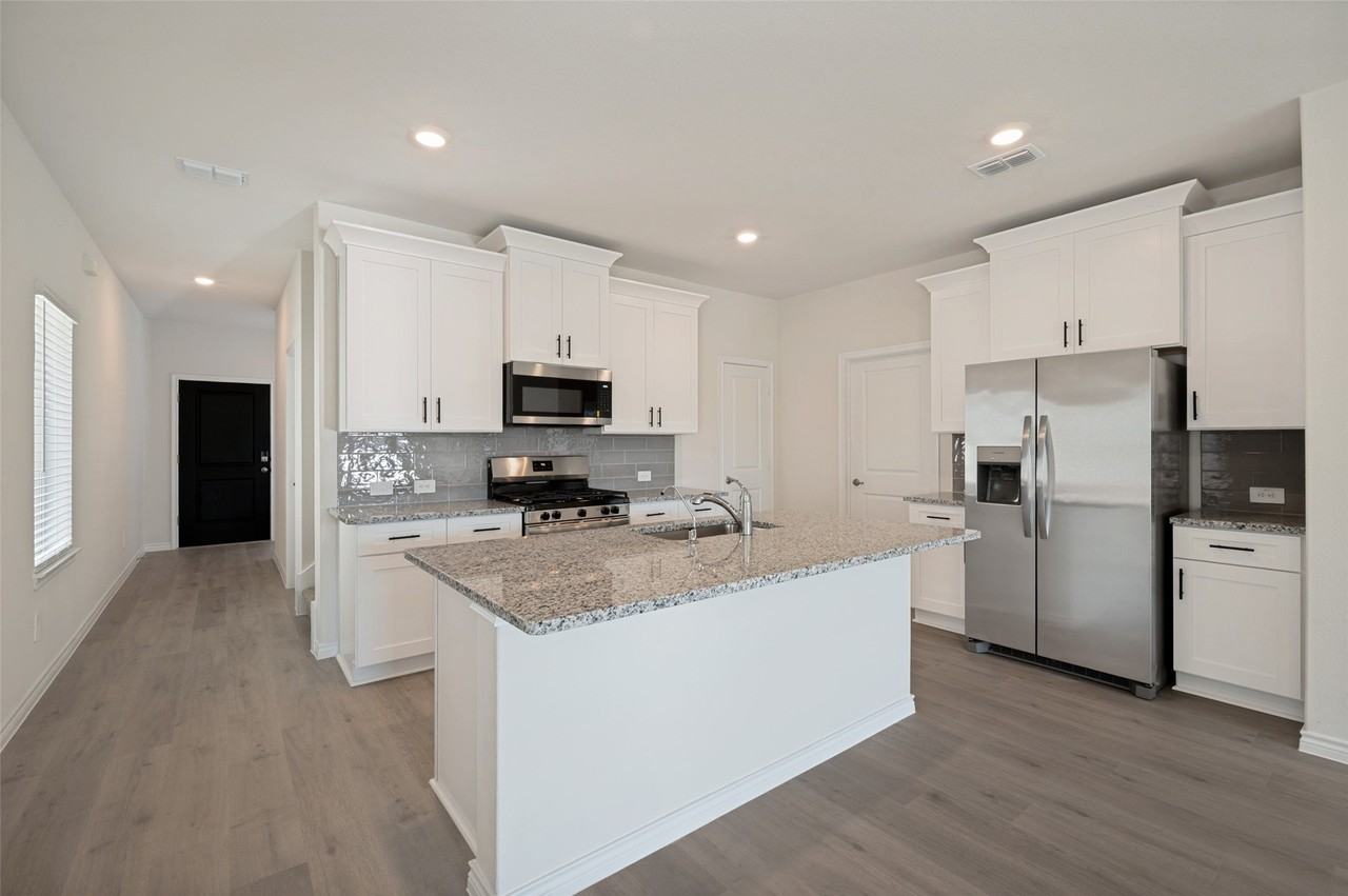4321 Croton Spring Trl - Photo 4 of 14