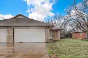 featured image of 116 Honey Bee Dr