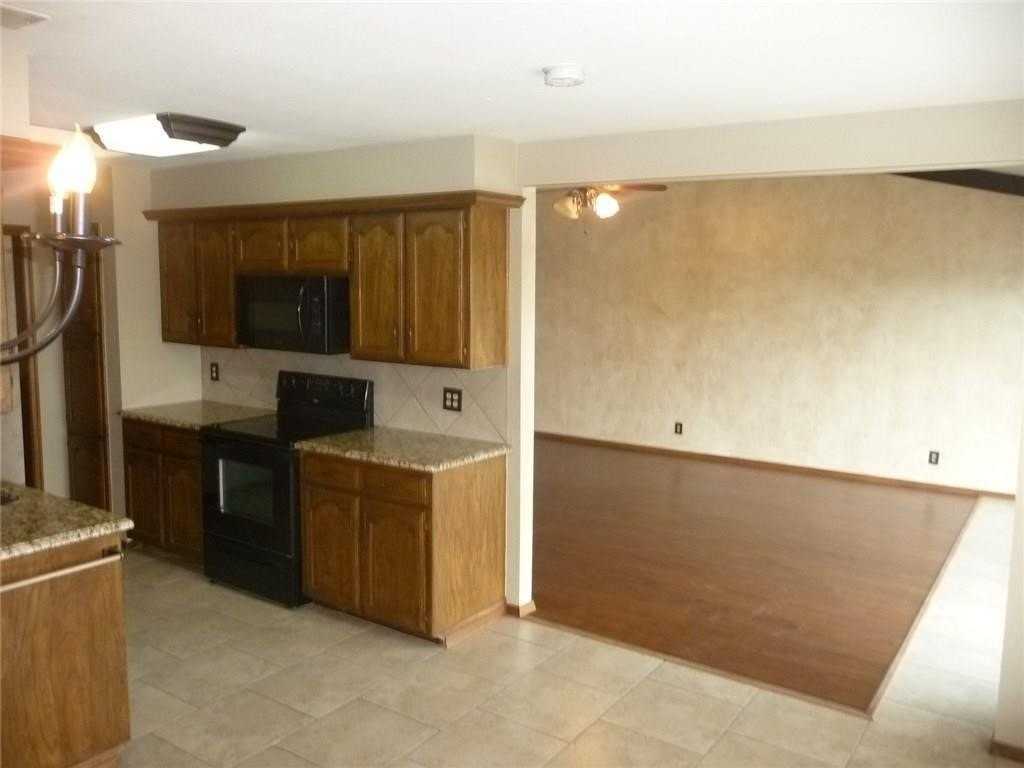 Ridgeview Cir - Photo 7 of 13