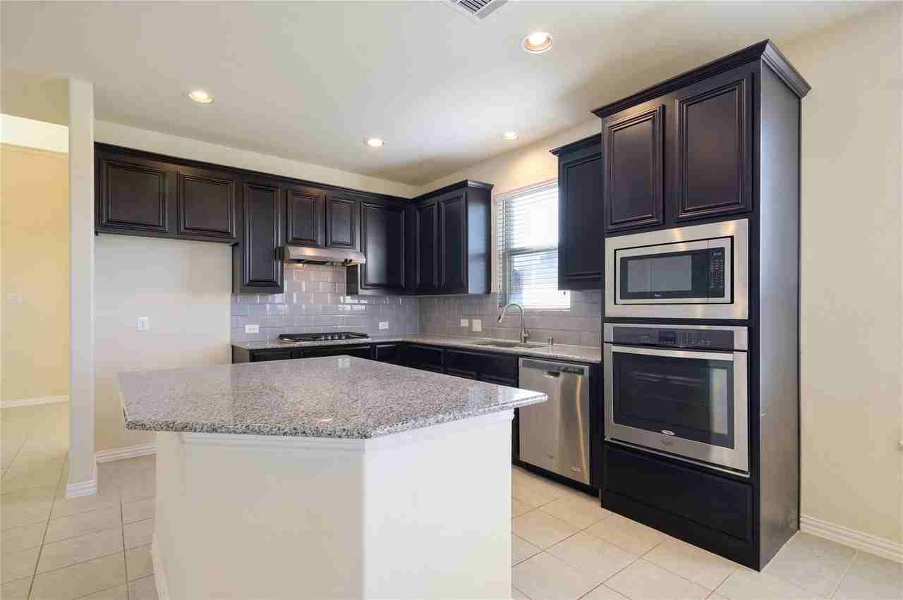 4001 Eaton Park Dr - Photo 6 of 24