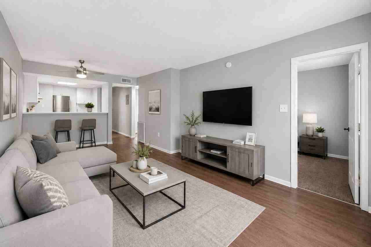 The Grove at Temple Terrace Apartments - Photo 2 of 37