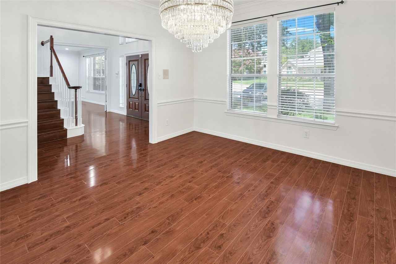 18528 Vista Del Sol - Photo 6 of 40
