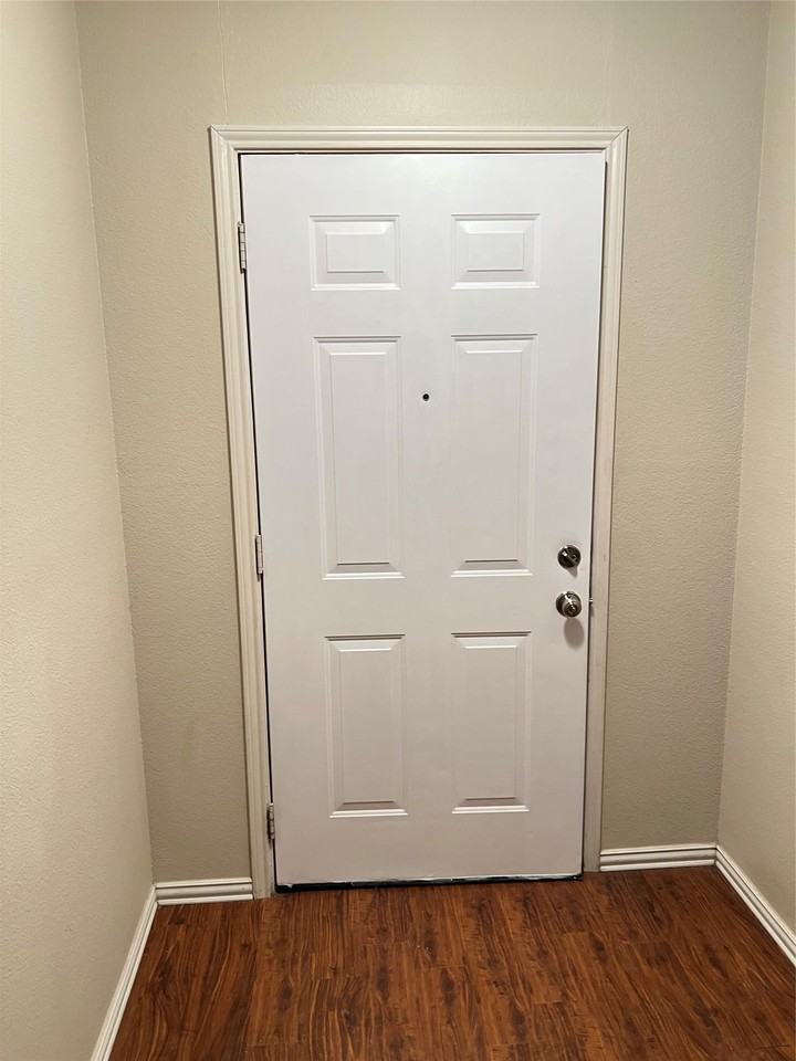4502 Cedar Crest Dr - Photo 6 of 19