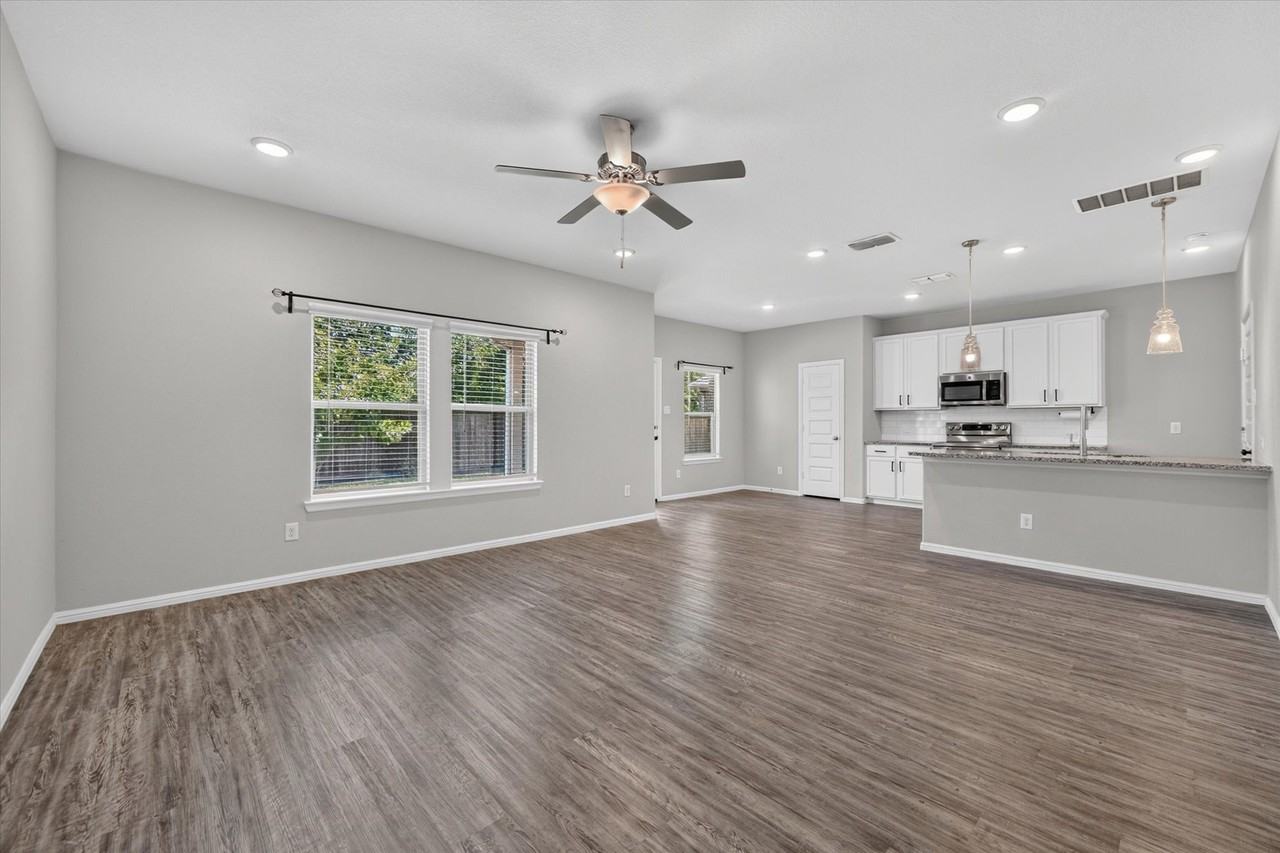 3348 Duncan Way - Photo 6 of 30