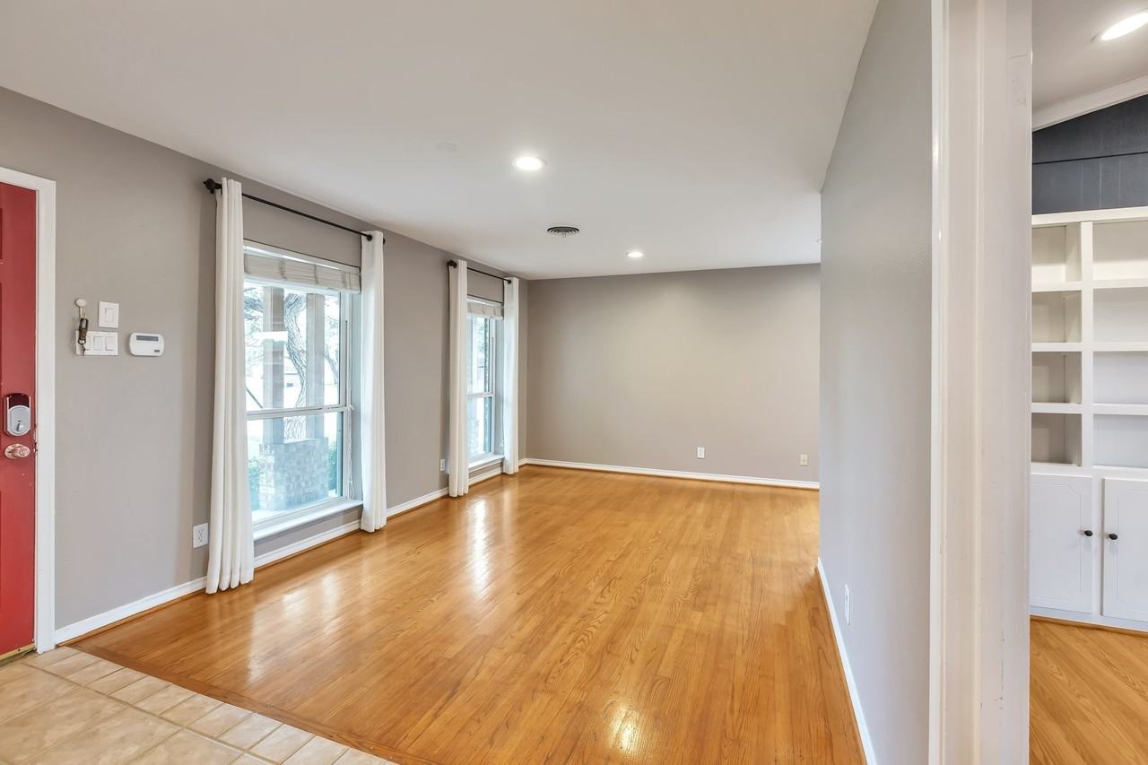 2905 Eric Ln - Photo 4 of 26
