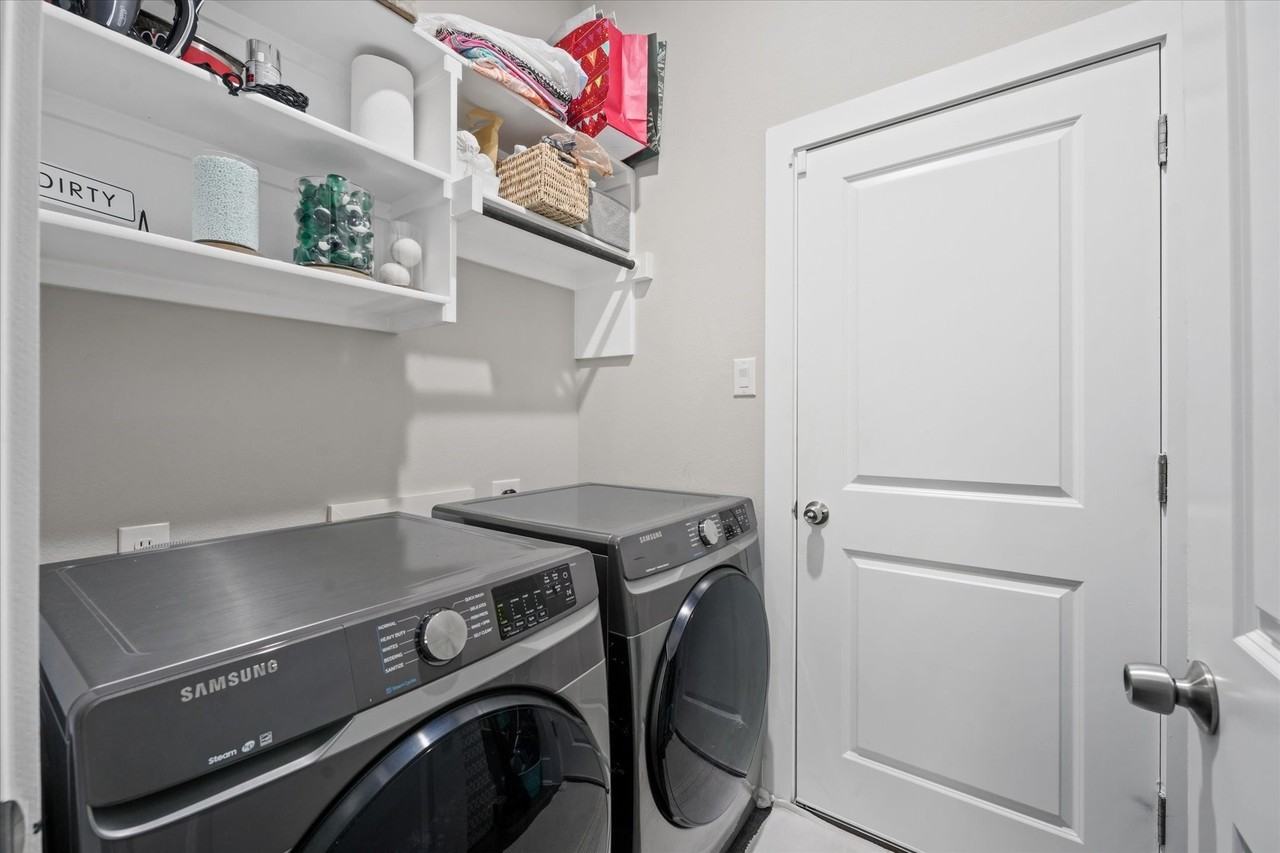 4520 Garrison Ave - Photo 7 of 17
