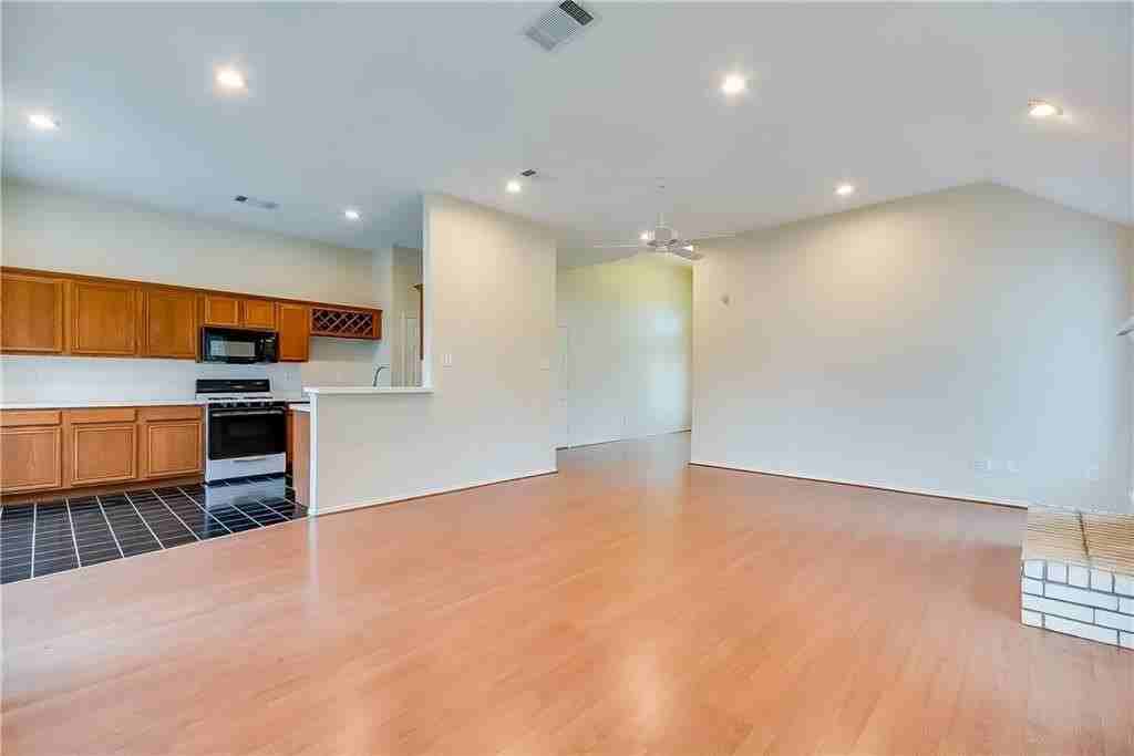 3049 Paint Brush Trl - Photo 6 of 22