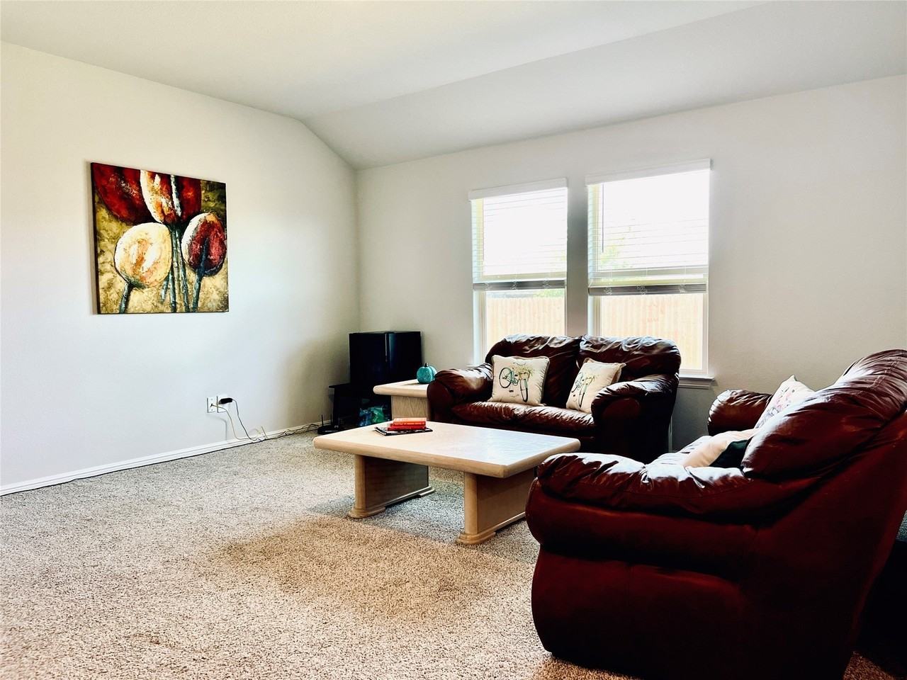 636 Mount Vista Ln - Photo 7 of 16