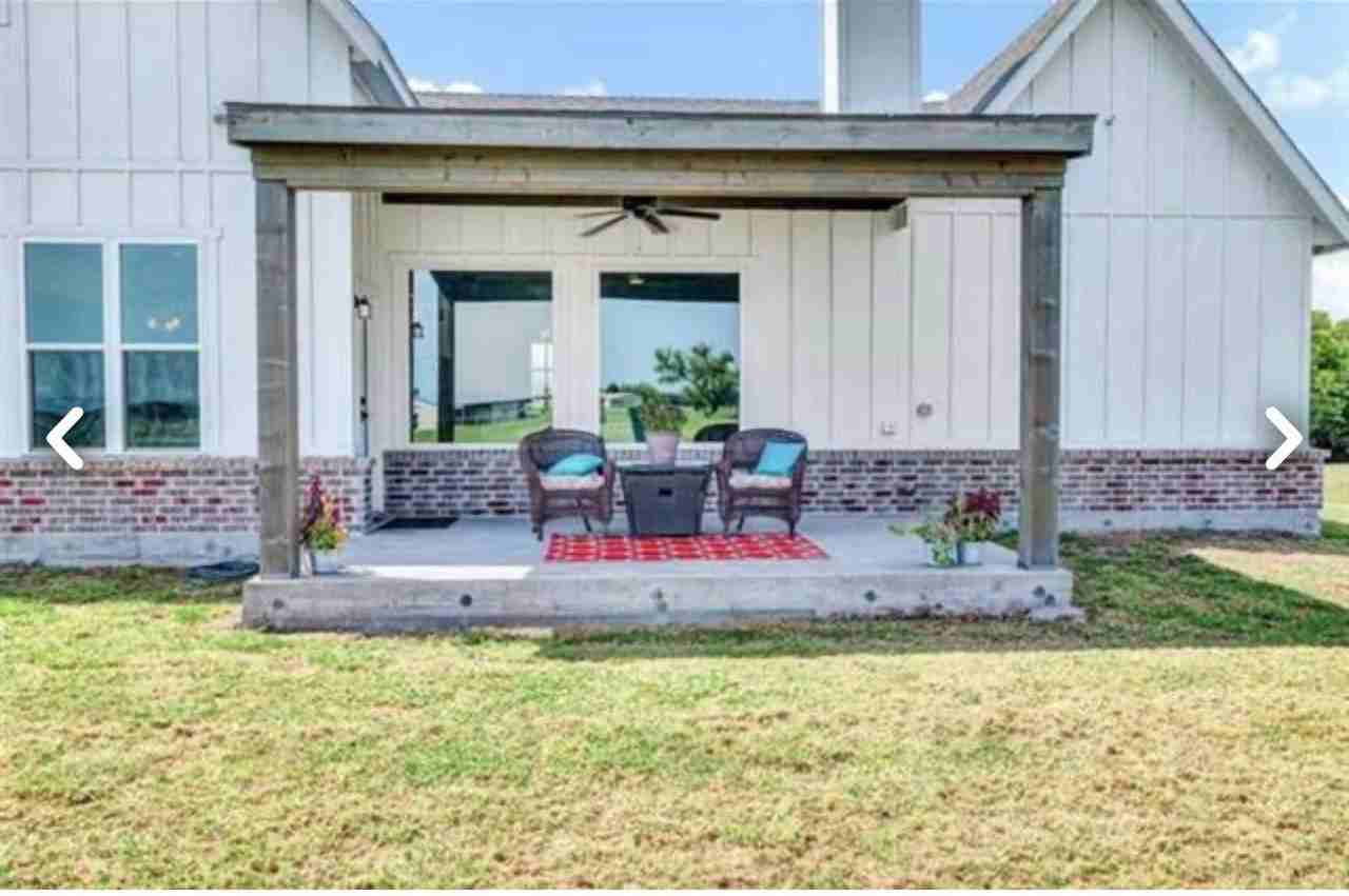 19040 Community Dr - Photo 4 of 11