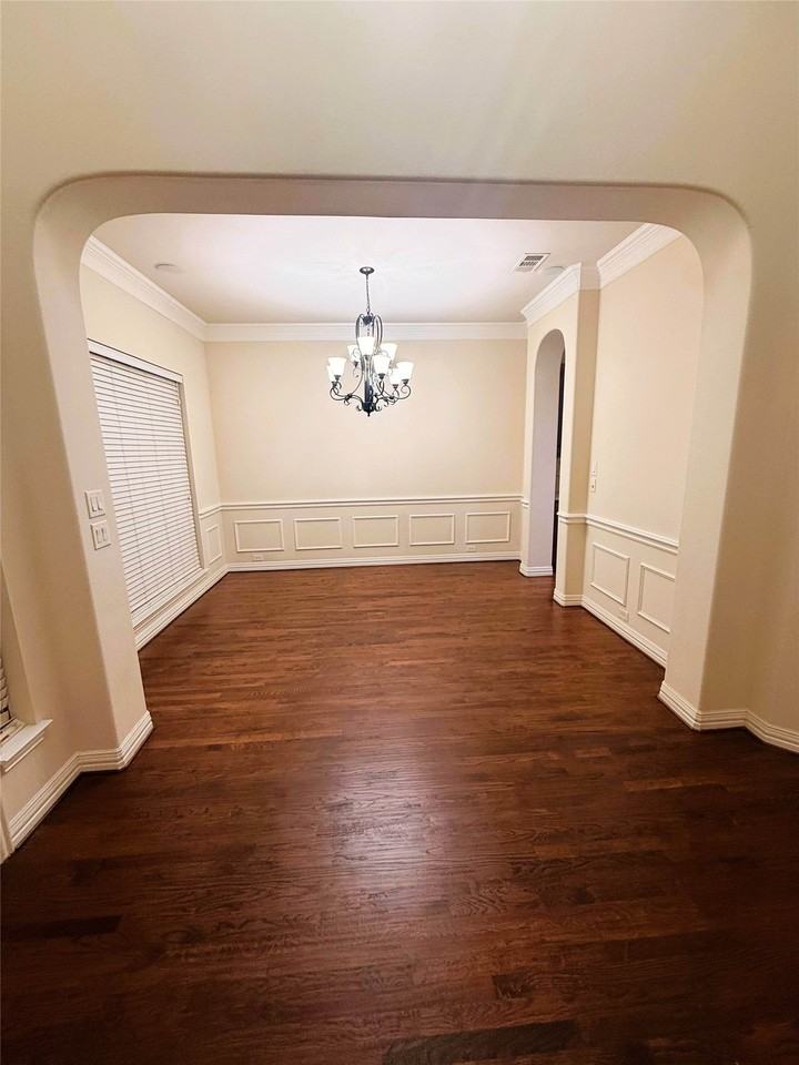 2215 Longview Rd - Photo 6 of 25