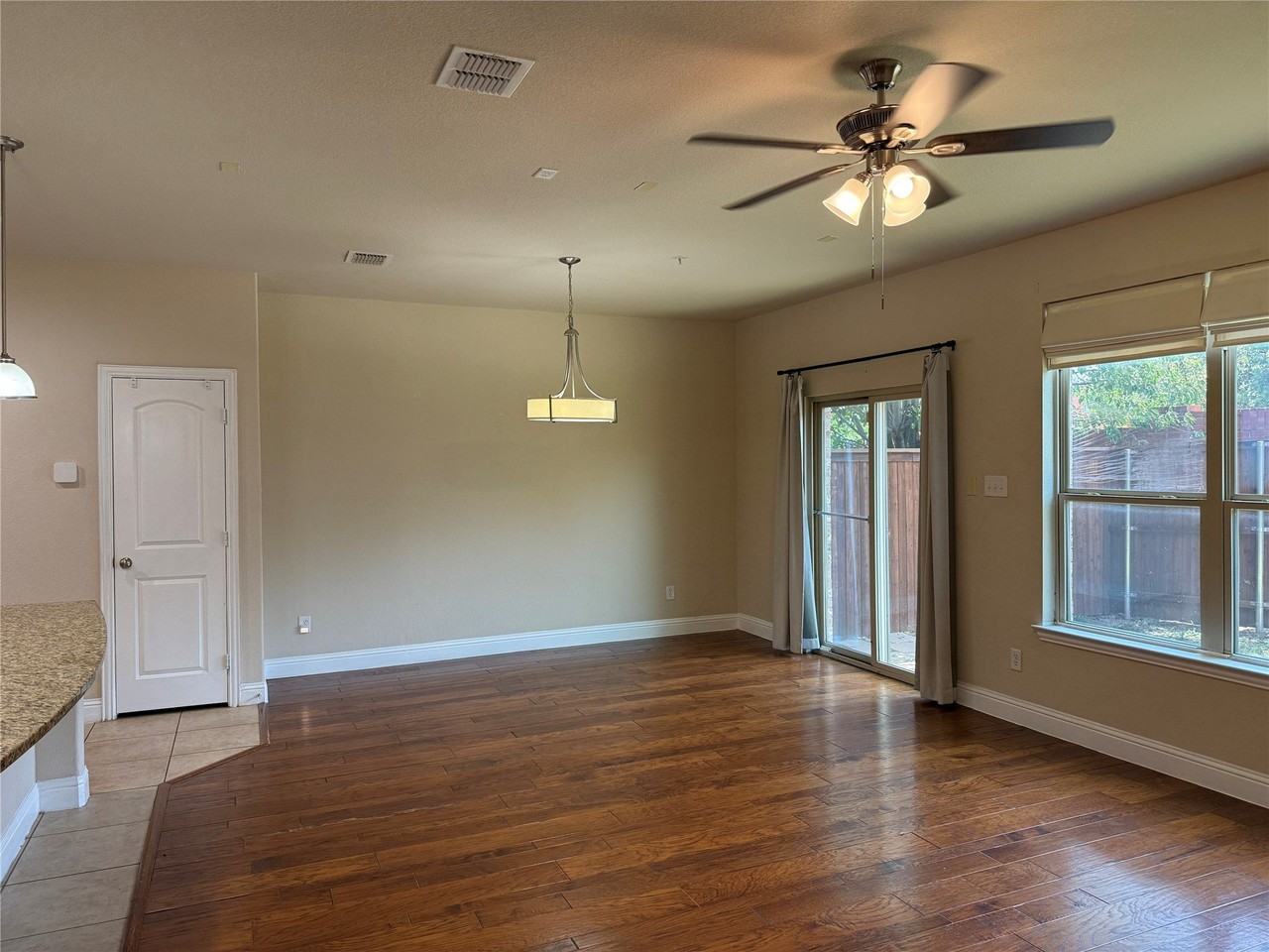 2610 Jackson Dr - Photo 4 of 29