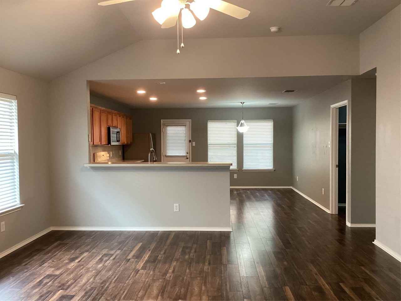 4204 Silverwood Trl - Photo 5 of 23
