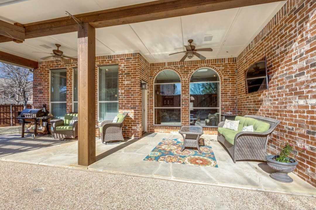 5203 Cree Dr - Photo 5 of 33