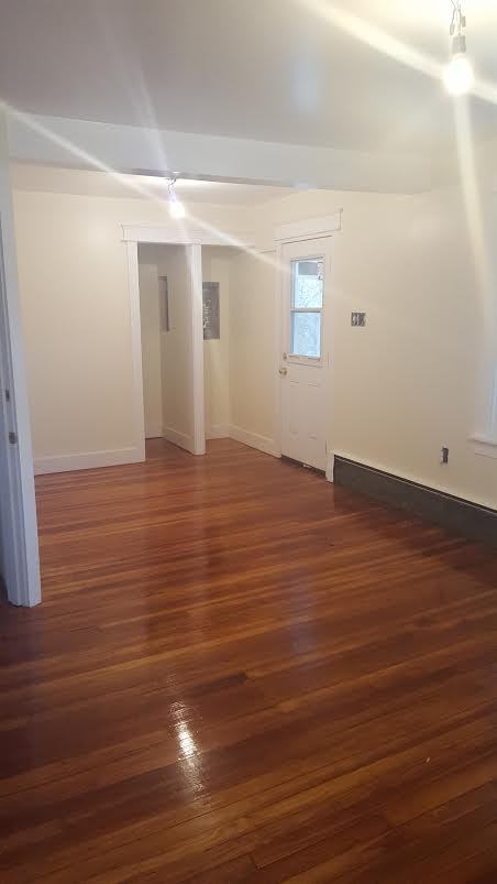 85 E Stratford Ave 2nd floor - Photo 2 of 6