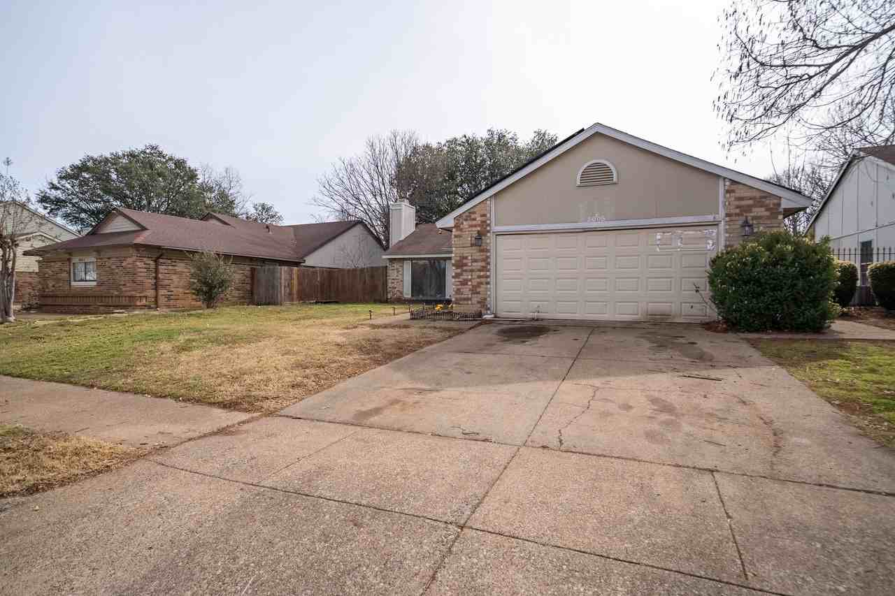 3005 Woodlark Dr - Photo 3 of 26