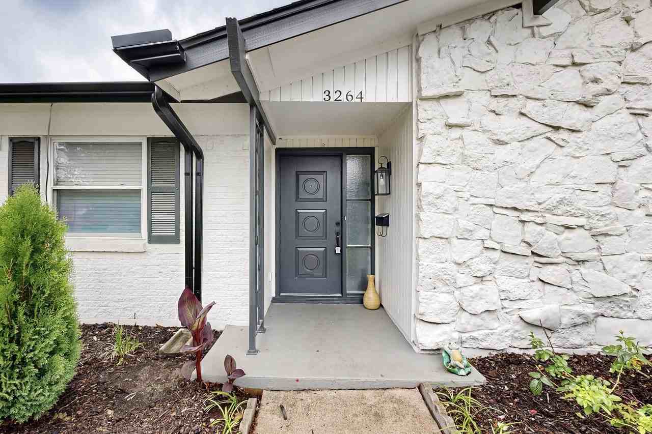 3264 Northaven Rd - Photo 4 of 35