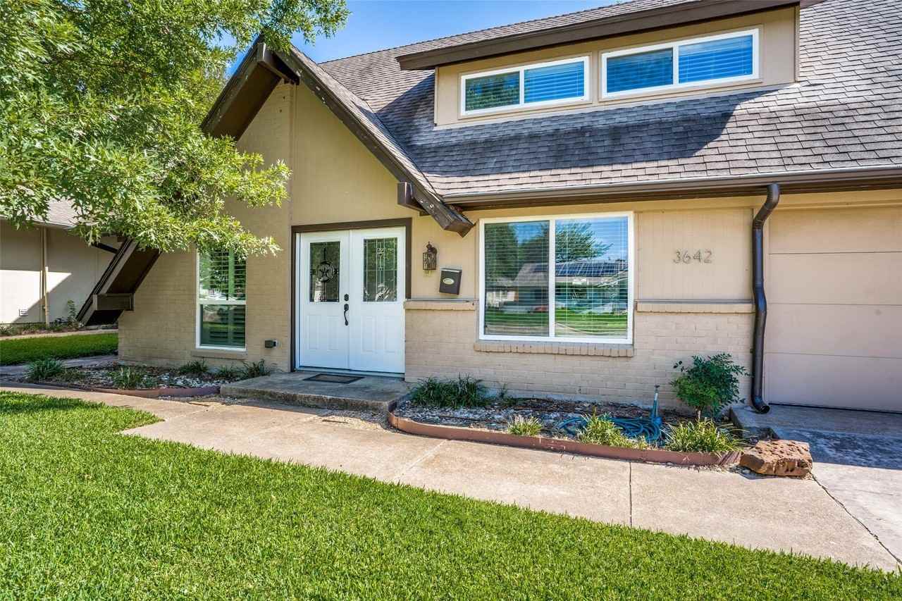 3642 Ridgebriar Dr - Photo 2 of 24