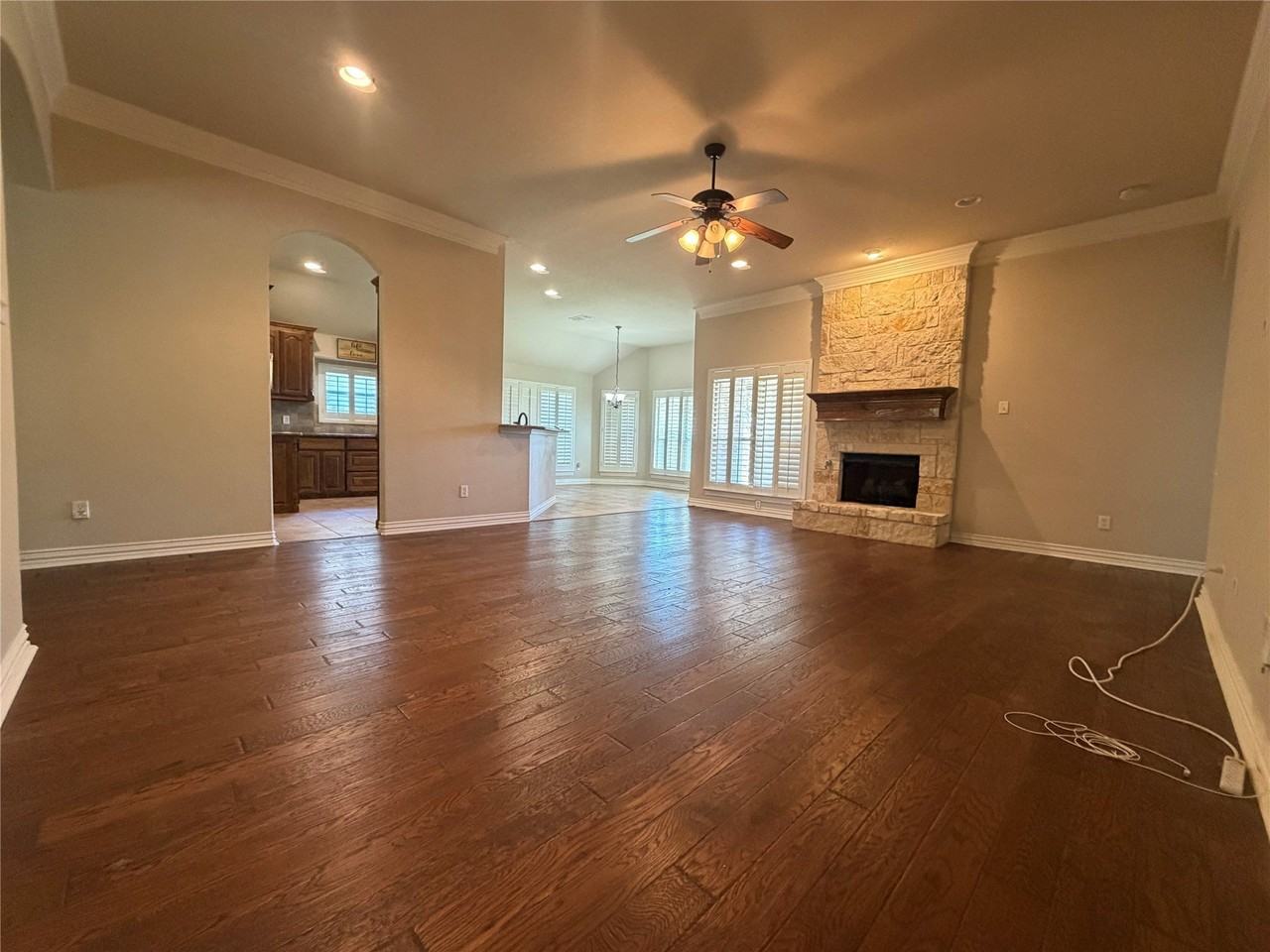 309 Bay Hill Ct - Photo 3 of 18