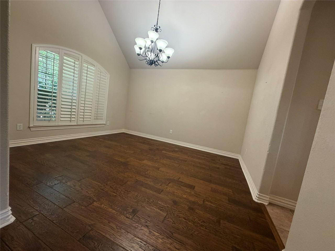 309 Bay Hill Ct - Photo 6 of 18