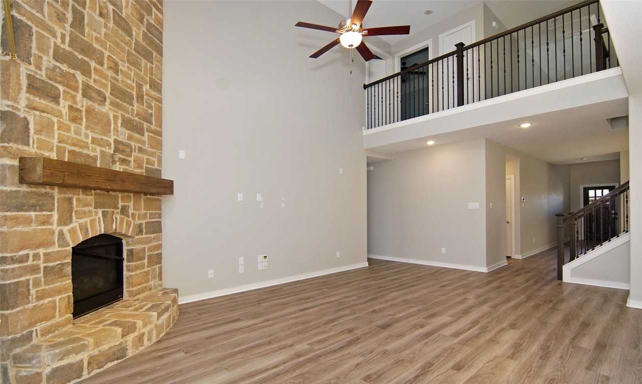 1313 Teal Trl - Photo 6 of 27