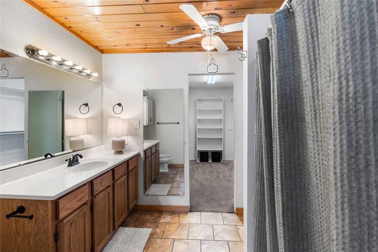 904 Kent Dr - Photo 5 of 15