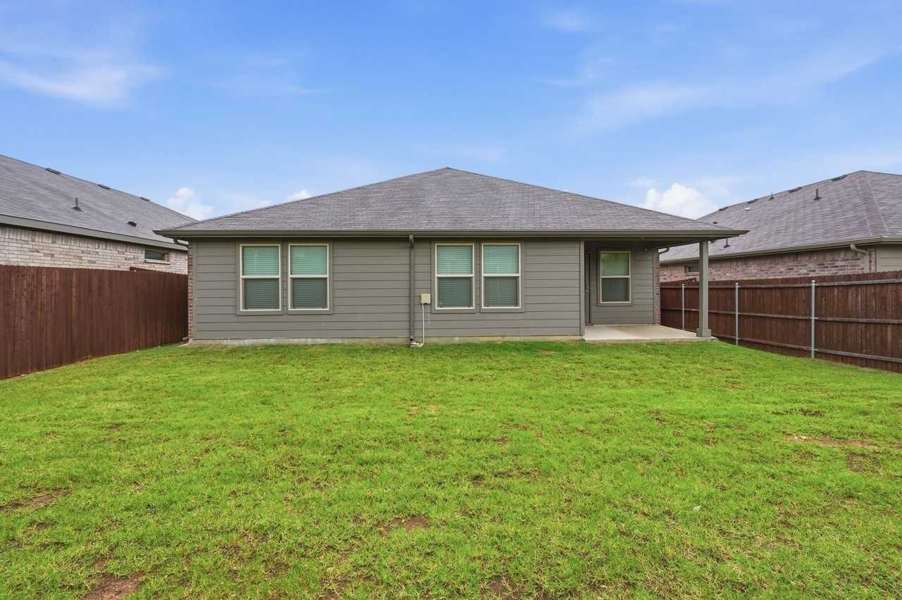 409 Beekeeper Dr - Photo 5 of 31