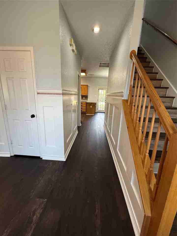 222 Glen Ridge Dr - Photo 3 of 25