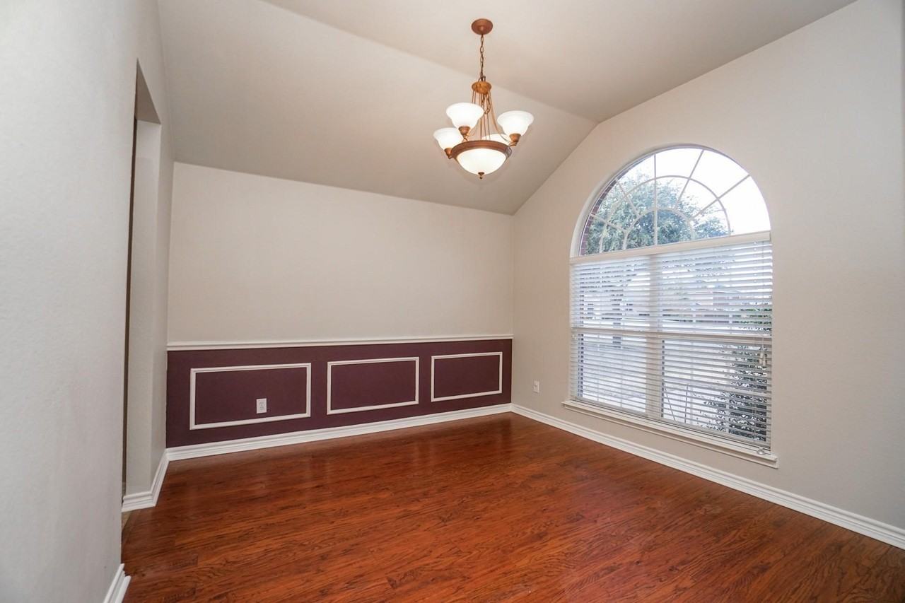 15827 Palo Pinto Dr - Photo 4 of 27