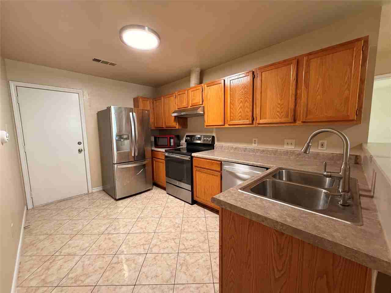 2616 18th St W - Photo 5 of 23