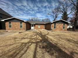 featured image of 532 Oak Grove Ln