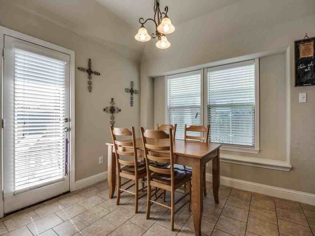144 Mill St - Photo 5 of 27