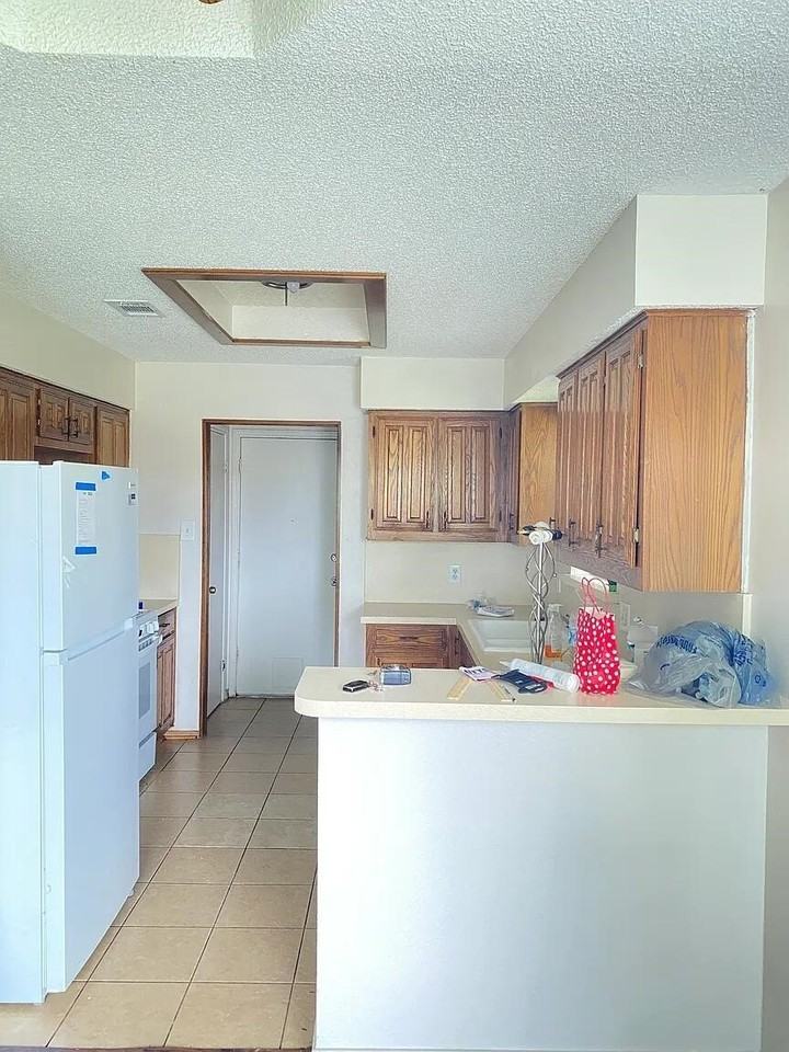 3204 Kellie St - Photo 2 of 22