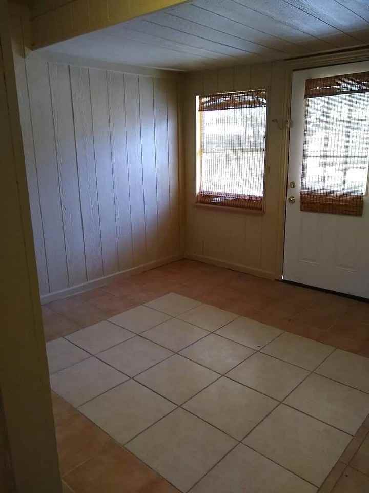 3204 Kellie St - Photo 6 of 22