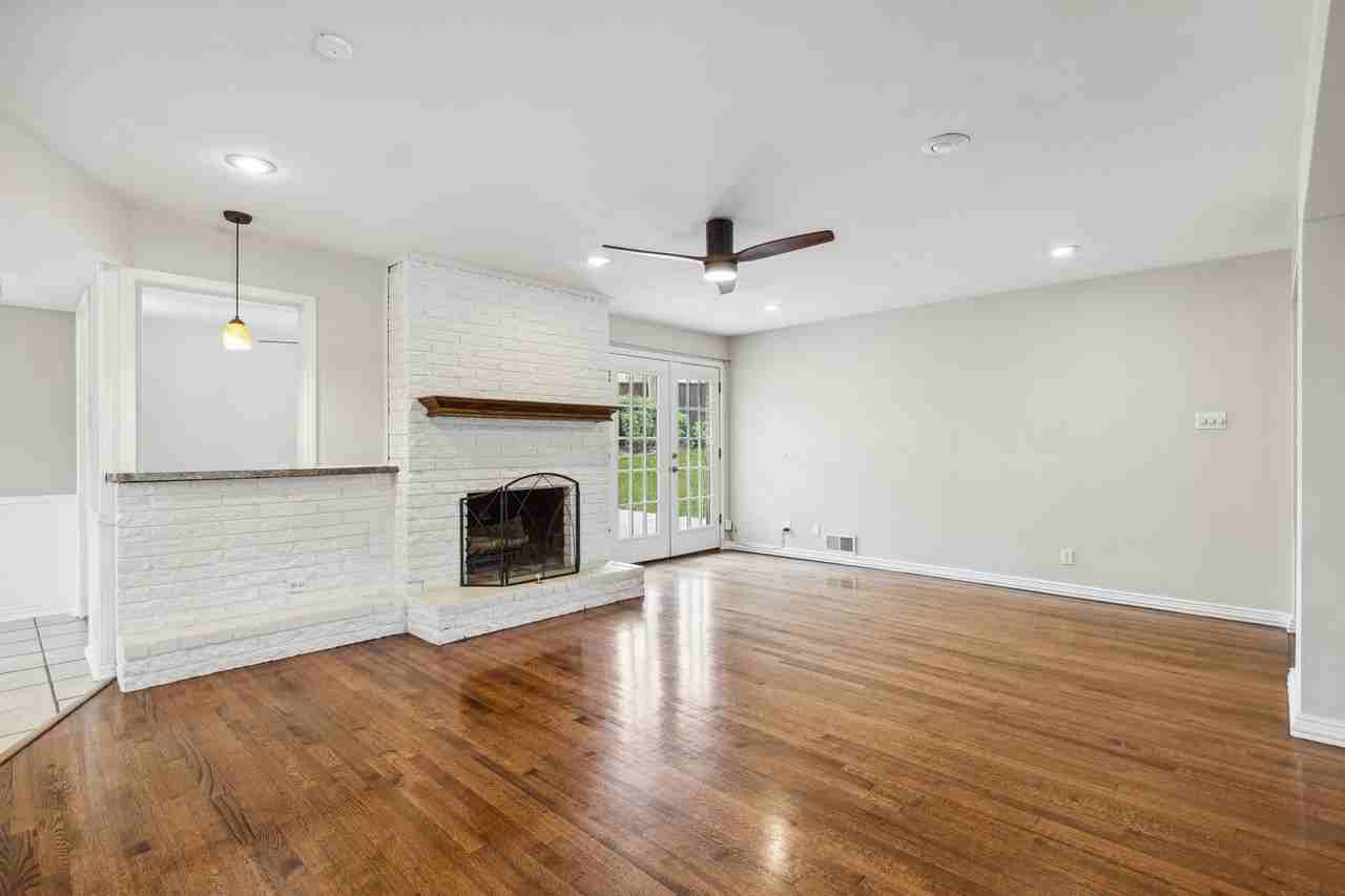 9611 Meadowhill Dr - Photo 6 of 24